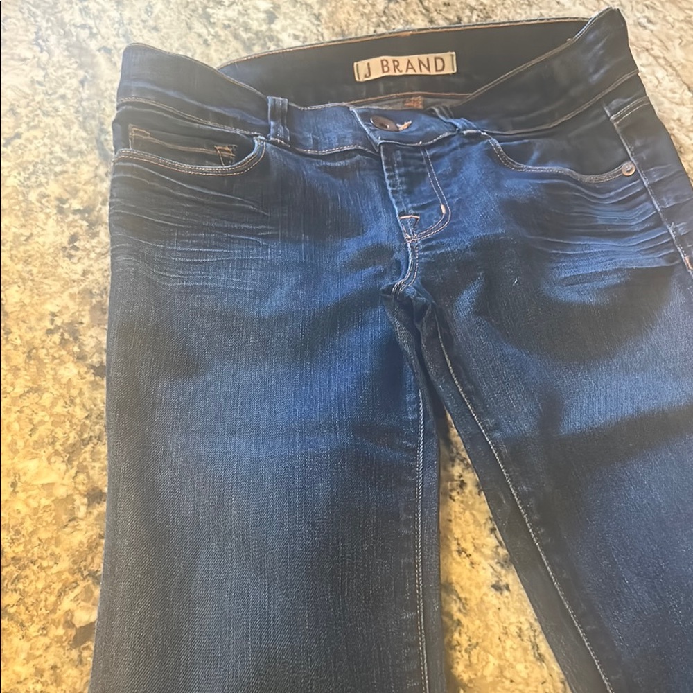 J Brand Women's Dark Blue Flare jeans waist 14 inseam 32 rise 7 1/2